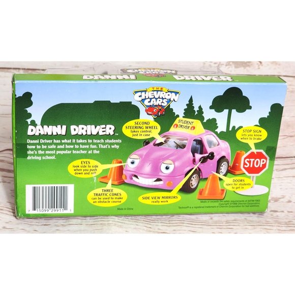Vintage 1998 Chevron Cars Danni Driver - Toy Car with Moving Eyes & Traffic Cone - Picture 12 of 14